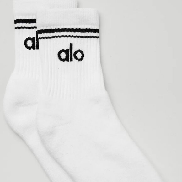 New With Tags: Alo Unisex Half-Crew Throwback Sock - White/Black - Size Medium - Picture 1 of 3